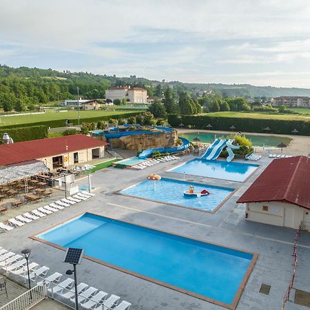 Camping Chateau De Galaure Chateauneuf-de-Galaure Eksteriør billede